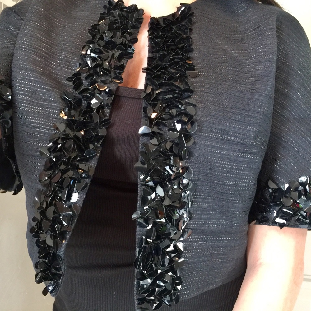 Trina Turk black glam crop short sleeve jacket S - Picture 3 of 6